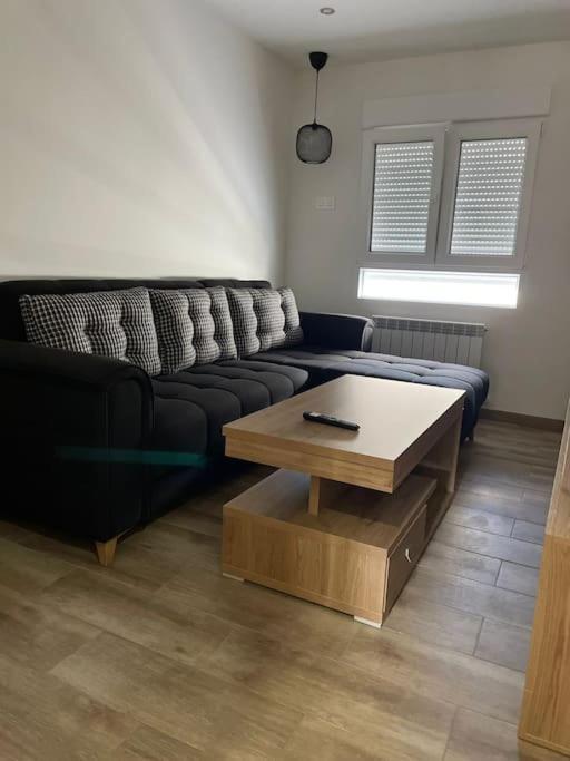Adoracte 4 Mieres Apartamentos 外观 照片