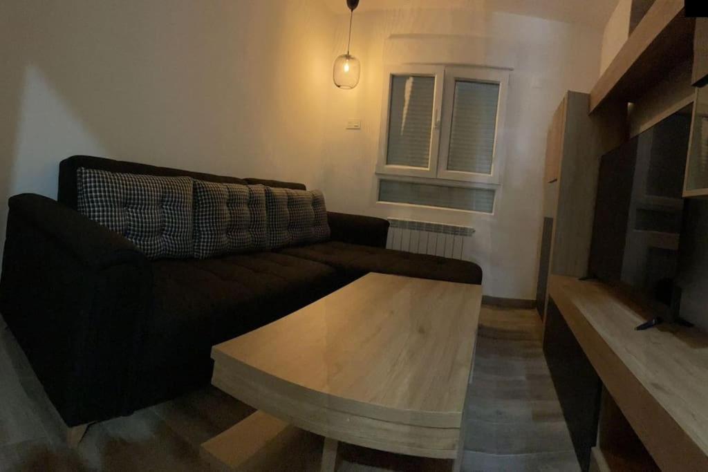 Adoracte 4 Mieres Apartamentos 外观 照片